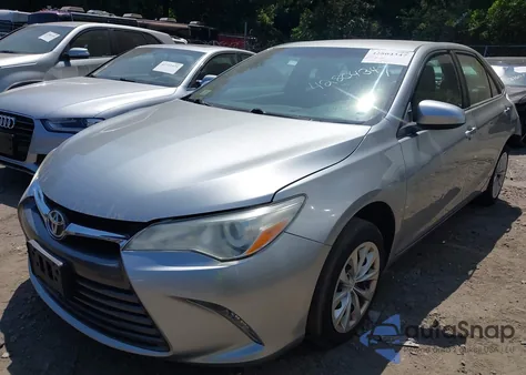 2015 Toyota Camry Le из США, поврежденный, VIN 4T4BF1FK2FR453626